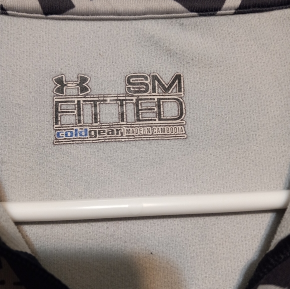 Under Armour Women's Long Sleeve Pullover - Picture 3 of 6